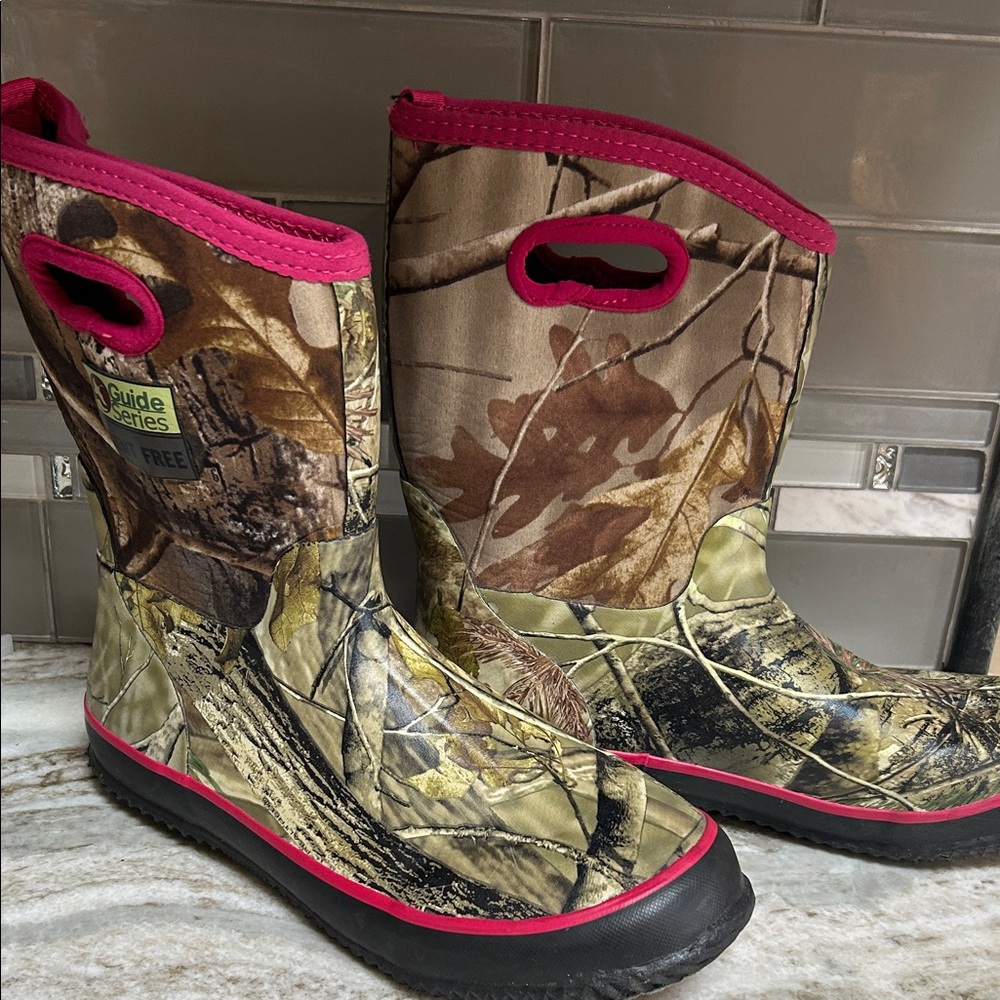 Guide Gear Men's Mid Bogger Waterproof Rubber Boots Sz 11 Camo rain fish hunt
